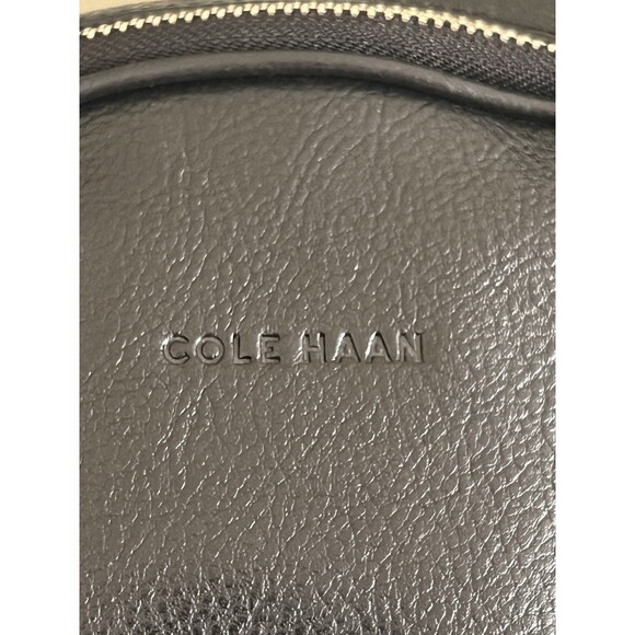 Cole Haan Large Black Travel Work Messenger Bag Leather Expandable Belt - Picture 2 of 16